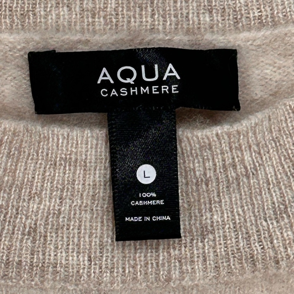 AQUA
CASHMERE  Neutral Checkered Crew Neck Sweater - Picture 3 of 9